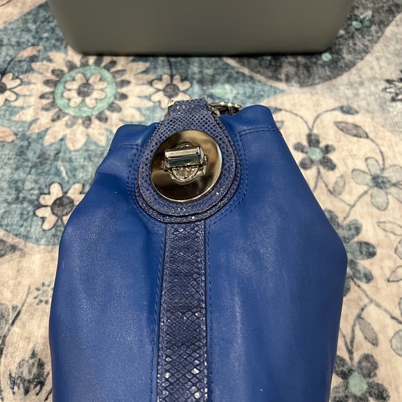 Coach Penelope Blue Leather Hobo Bag w/COA - Picture 8 of 15